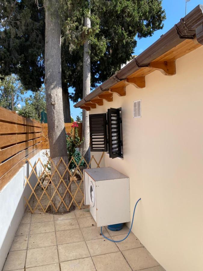 Dub House 2 Apartment Пафос Екстериор снимка