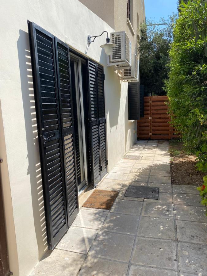 Dub House 2 Apartment Пафос Екстериор снимка